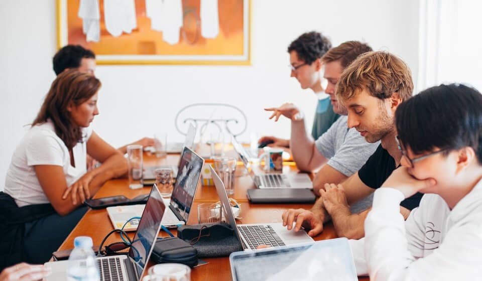 tech-news-about-header-img About us